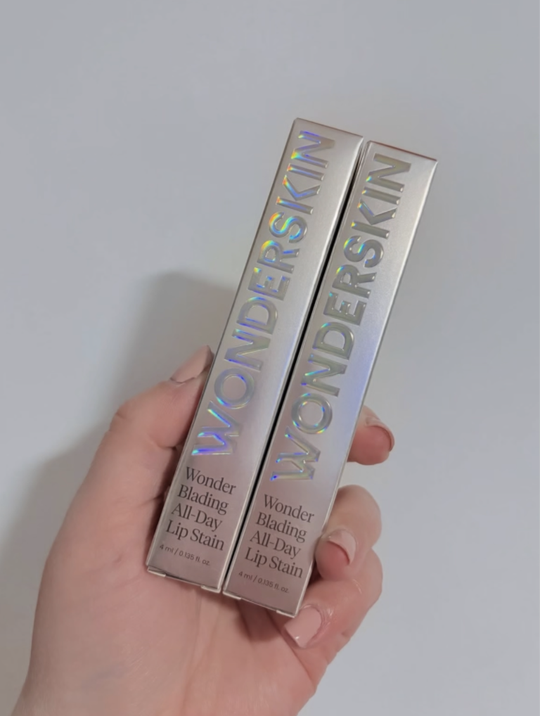 Wonderskin Wonder Blading All Day Lip Stain Peel Off Masque Review