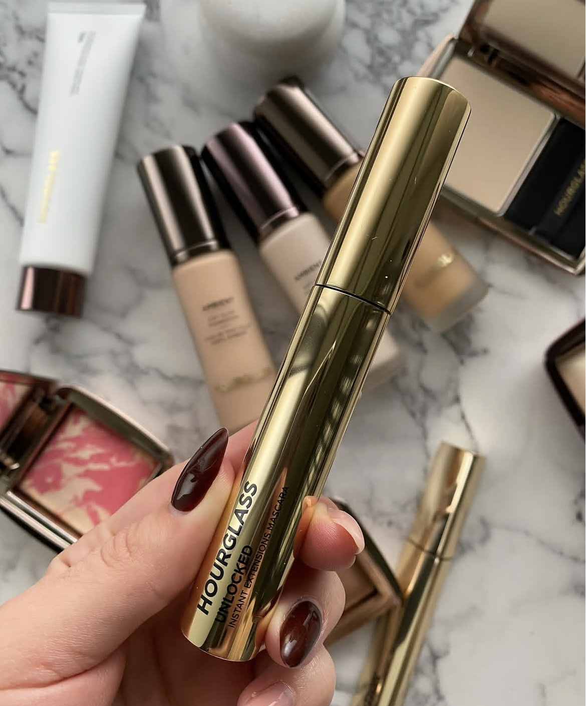 Hourglass Unlocked Instant Extension Mascara Review